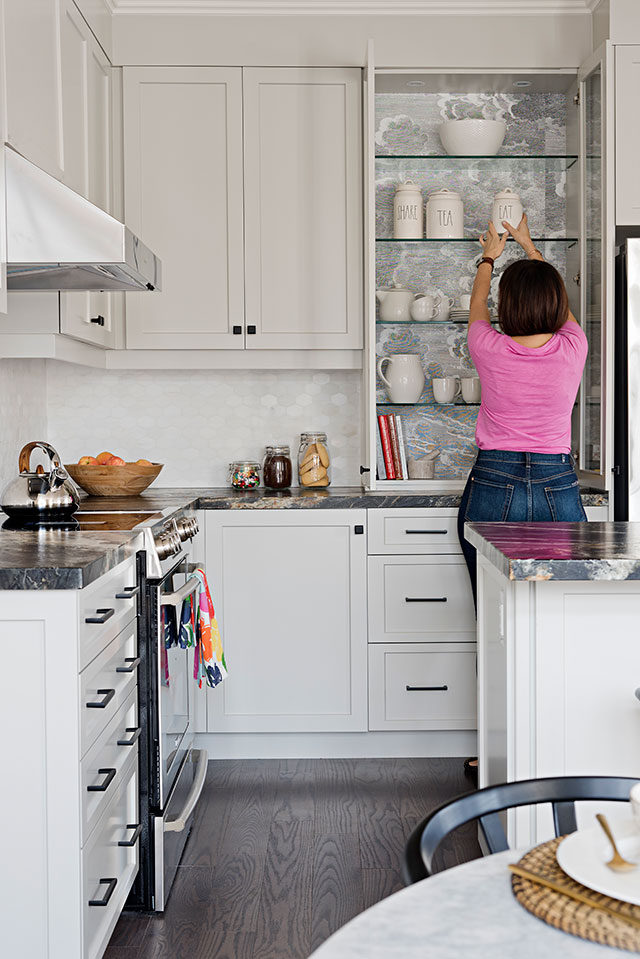 Dark Hardwood Floors for Kitchen